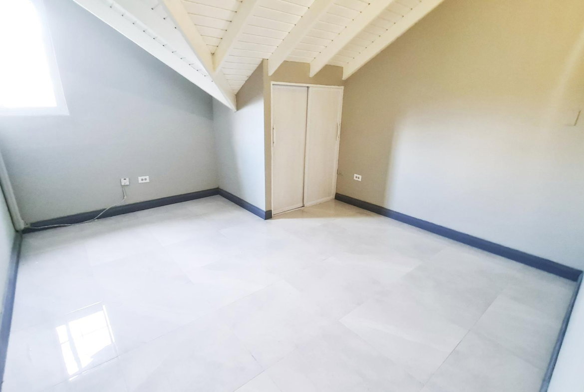 Fourteenth image of 331-6 Surbiton Road in Kingston 10, St. Andrew, Jamaica - property is For Rent