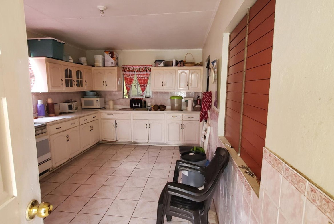 Thirteenth image of Rosemly Drive/may Pen in May Pen, Clarendon, Jamaica - property is For Sale