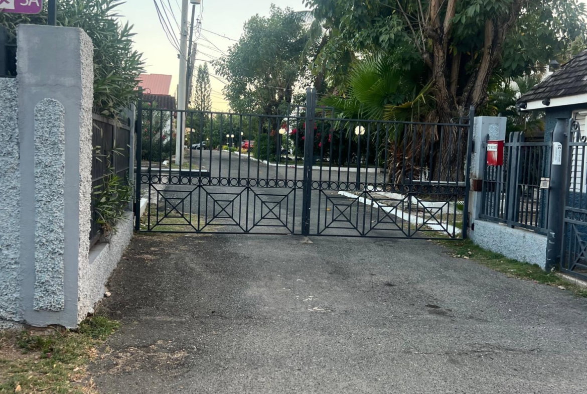 Twelfth image of 3a Waterloo Avenue, Kingston in Kingston 10, St. Andrew, Jamaica - property is For Sale