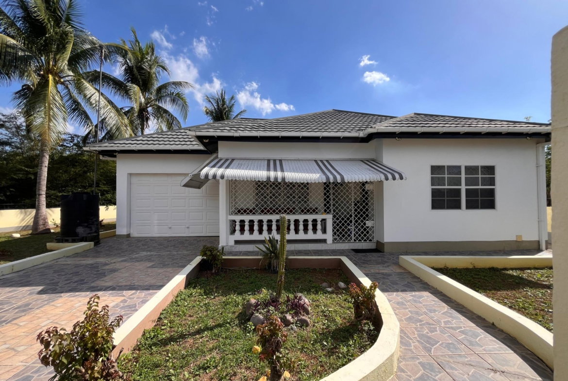 Second image of 28 Denbigh in Four Paths, Clarendon, Jamaica - property is For Sale