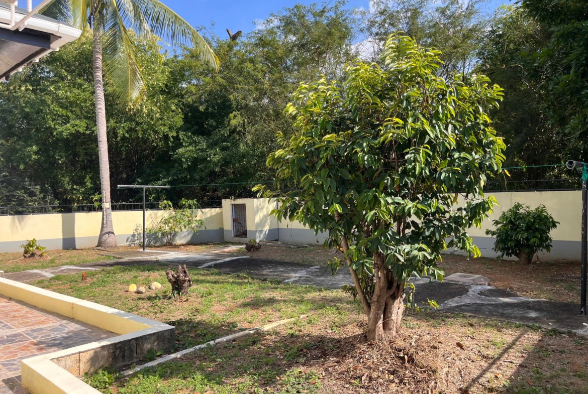 Fourteenth image of 28 Denbigh in Four Paths, Clarendon, Jamaica - property is For Sale