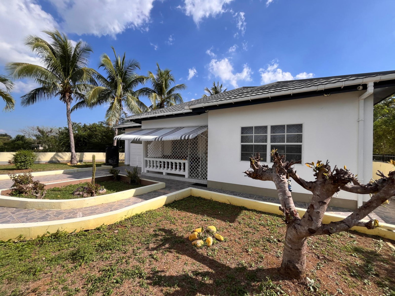 Sixteenth image of 28 Denbigh in Four Paths, Clarendon, Jamaica - property is For Sale