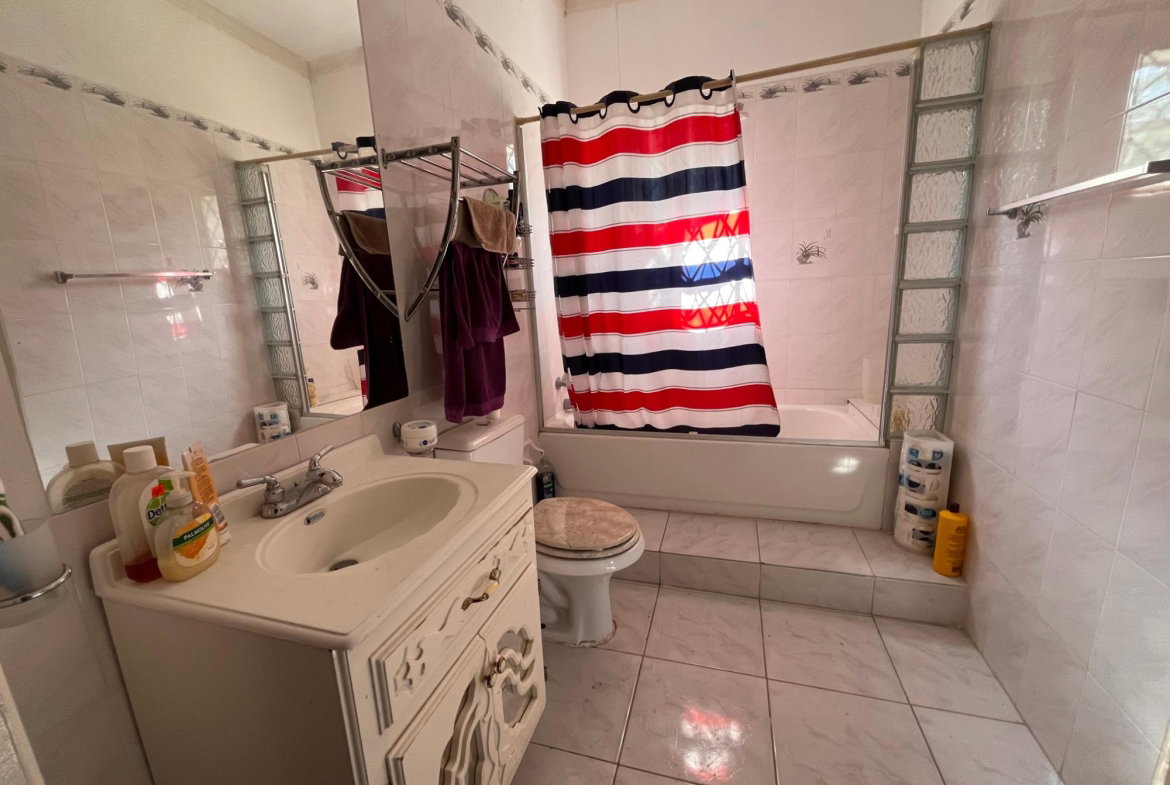 Ninth image of 28 Denbigh in Four Paths, Clarendon, Jamaica - property is For Sale