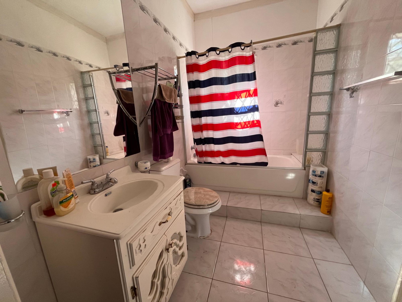 Ninth image of 28 Denbigh in Four Paths, Clarendon, Jamaica - property is For Sale