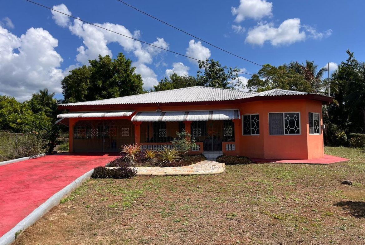 First image of 26c- Four Paths Sheckles in Four Paths, Clarendon, Jamaica - property is For Sale