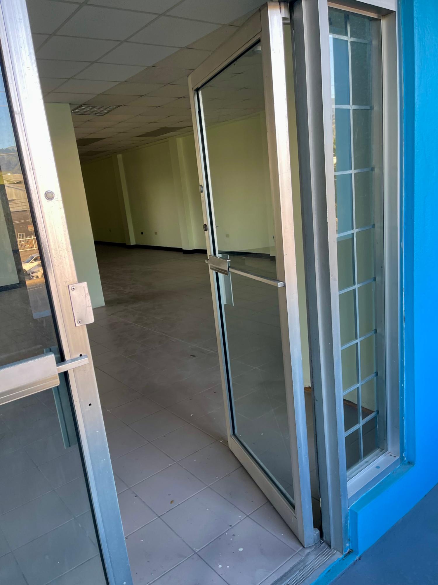 Commercial-Space-for-Rent-on-Constant-Spring-Road-Jamaica Seventh image of 123 1/2 Constant Spring Road in Kingston 8, St. Andrew, Jamaica - property is For Rent