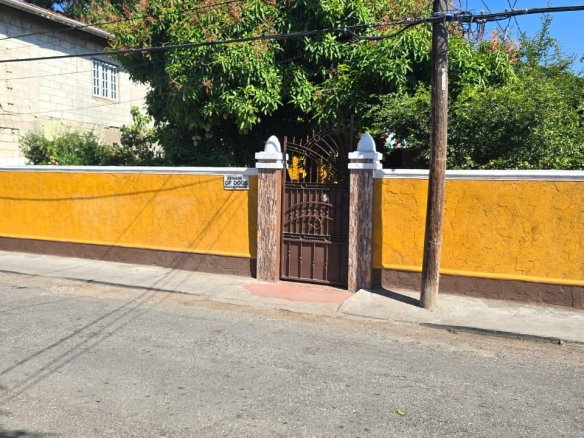 First image of Unit 3-5 Lincoln Road in Kingston 16, Kingston, Jamaica - property is For Rent