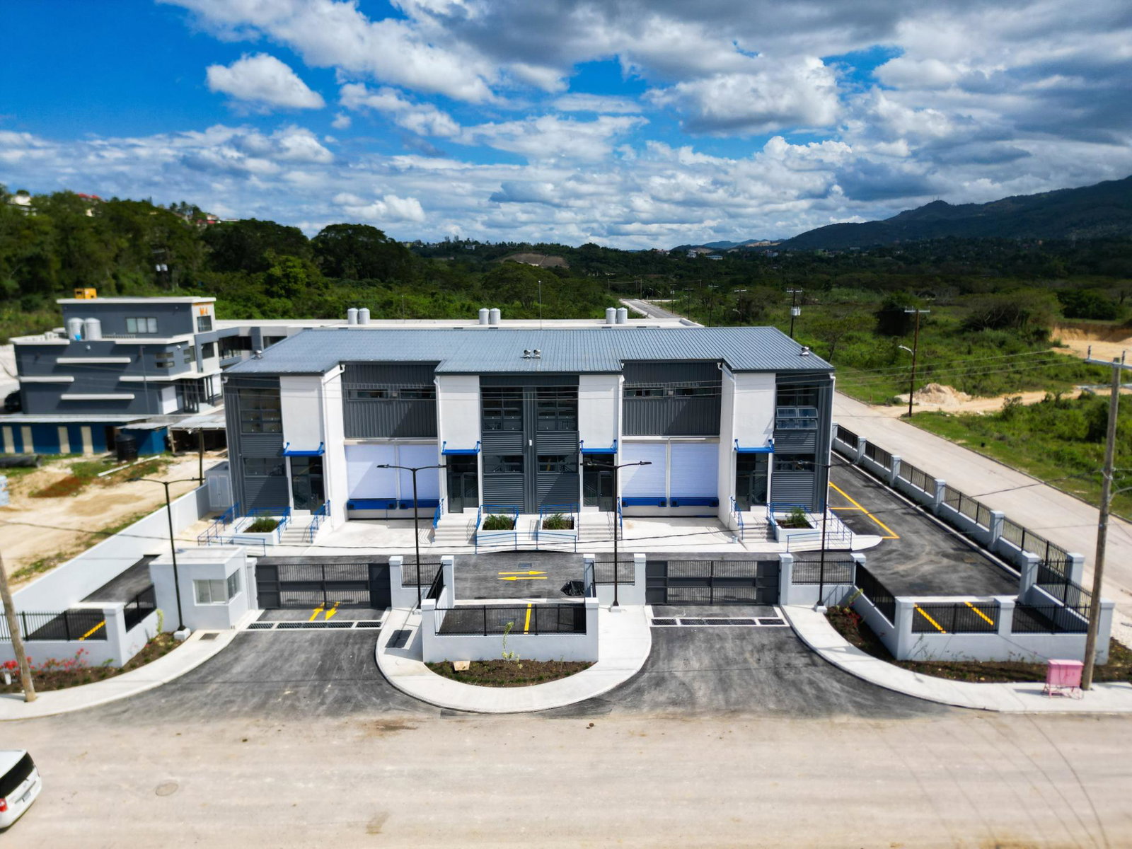 Sixth image of 1 & 2-3 Lot 3, Northbank, Barnett Estate in Fairfield, St. James, Jamaica - property is For Rent