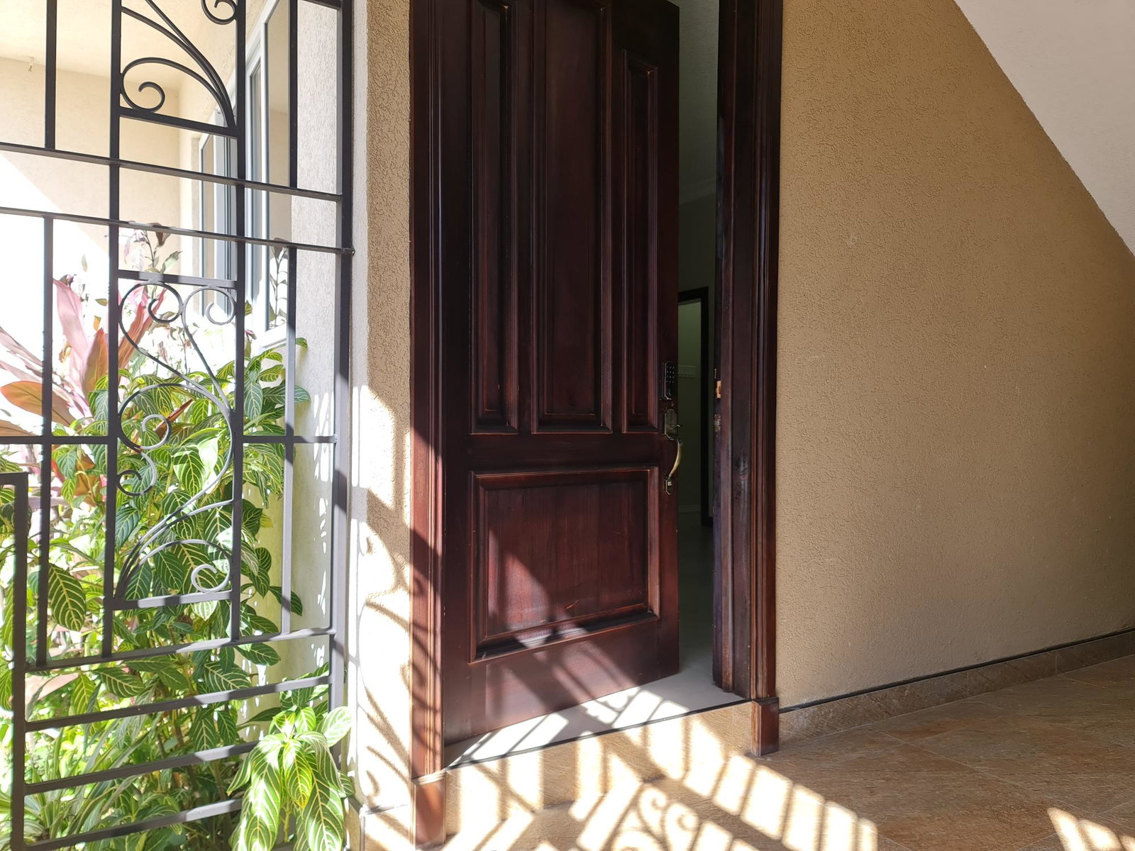 Fourth image of Apt 2-11 Sandhurst Crescent in Kingston 6, St. Andrew, Jamaica - property is For Rent