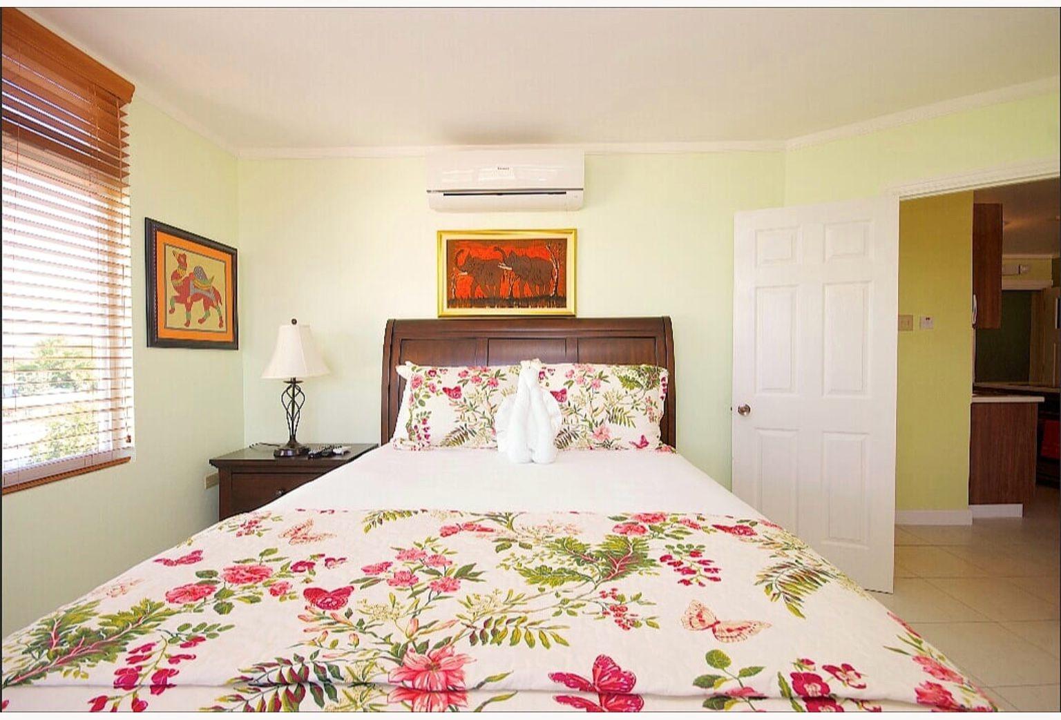 Seventh image of 402-6 Strathairn Avenue in Kingston 5, St. Andrew, Jamaica - property is For Rent