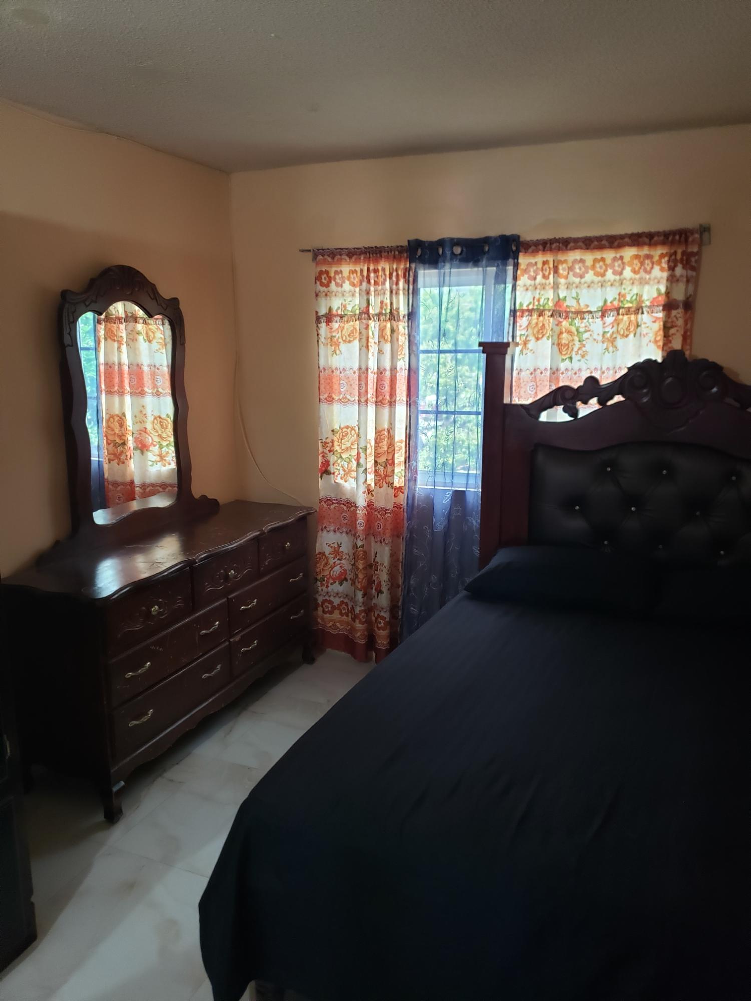 Sixth image of 435-9 Rochdale Crescent in Kingston 2, Kingston, Jamaica - property is For Rent