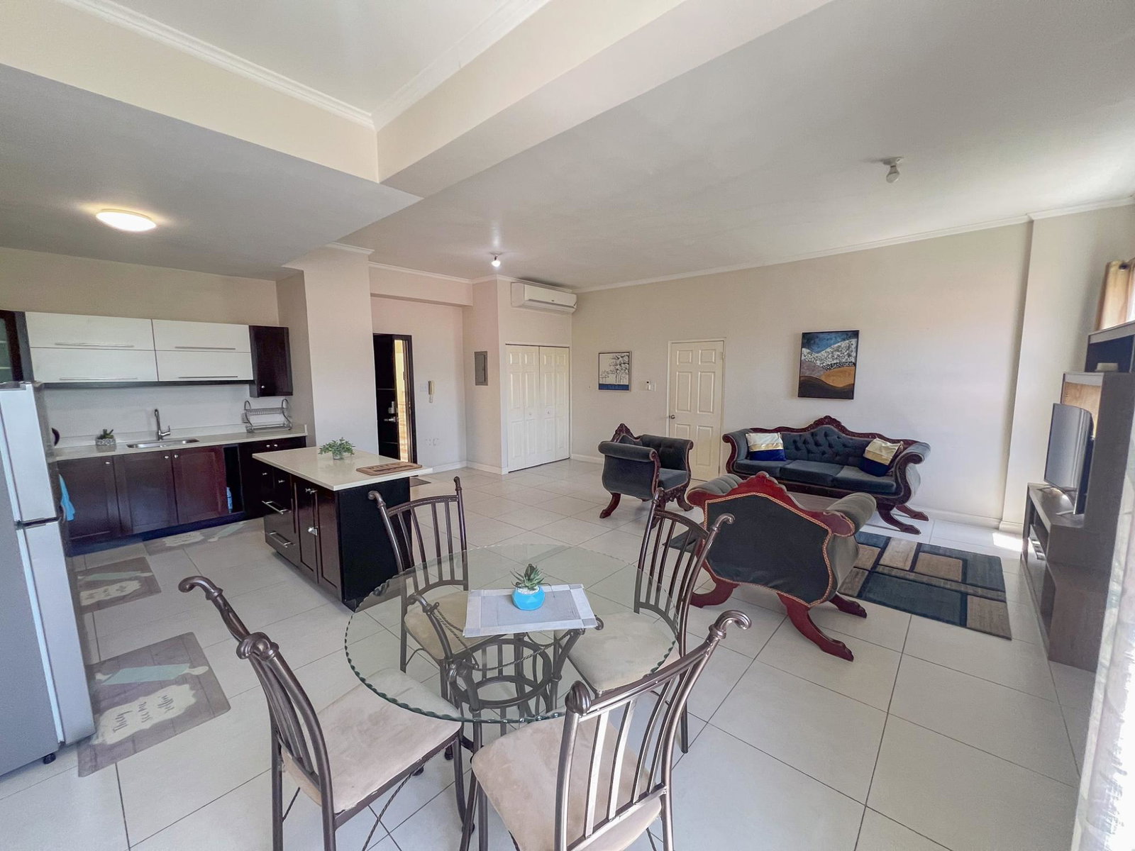 Seventh image of 53-11 Stanley Terrace in Kingston 19, St. Andrew, Jamaica - property is For Rent