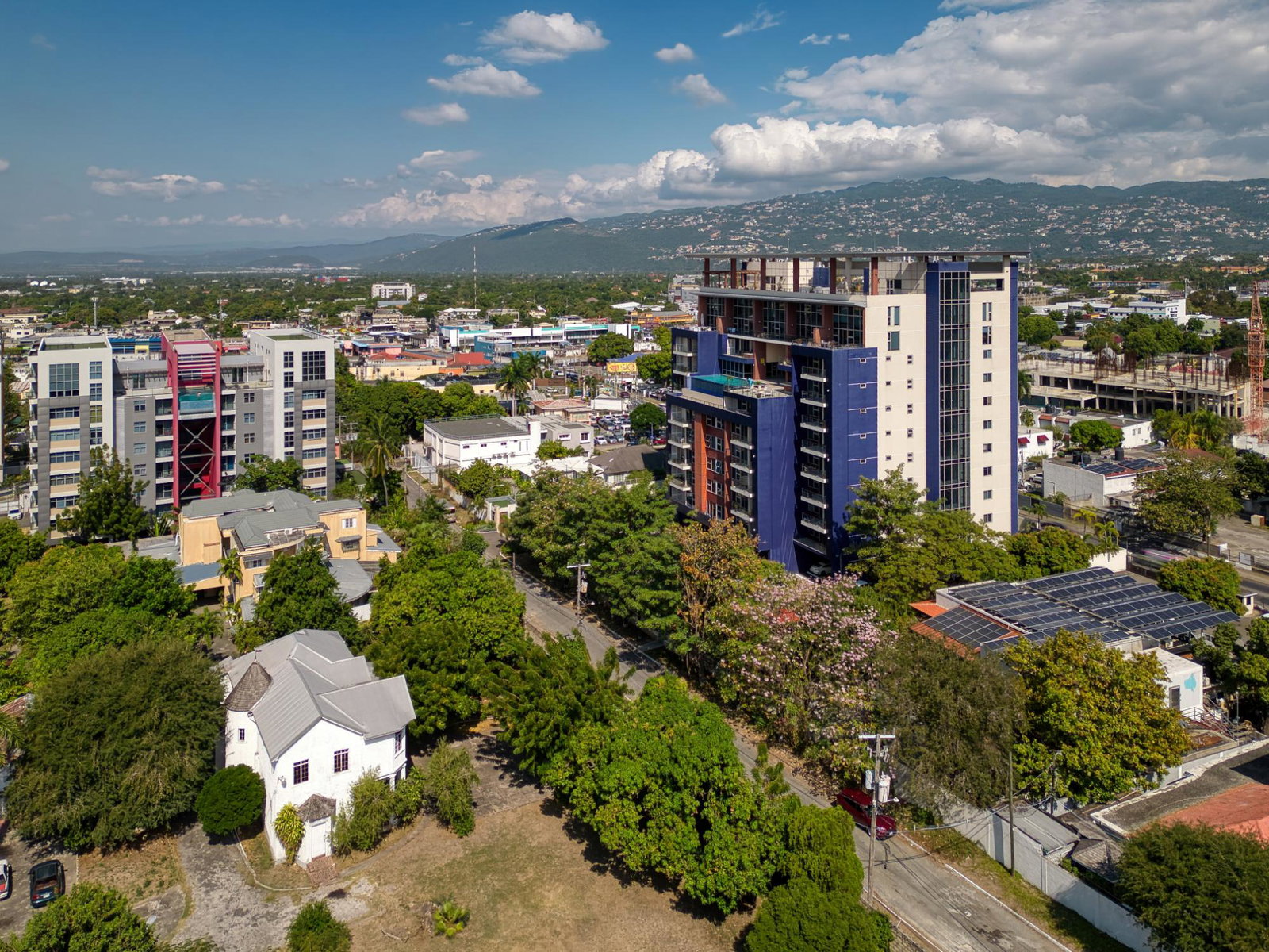 Twenty-Ninth image of 603-20 South Avenue in Kingston 10, St. Andrew, Jamaica - property is For Sale
