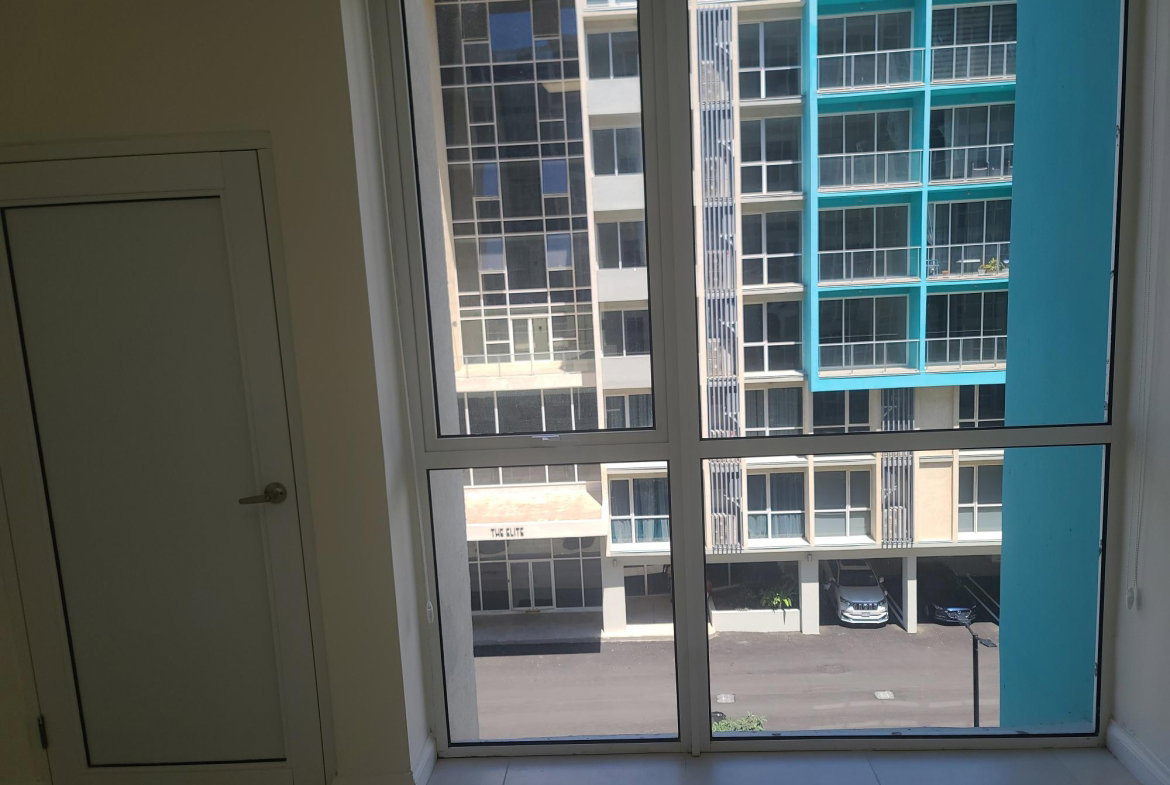 Third image of 405 Cambridge, New Kingston in Kingston 5, St. Andrew, Jamaica - property is For Rent