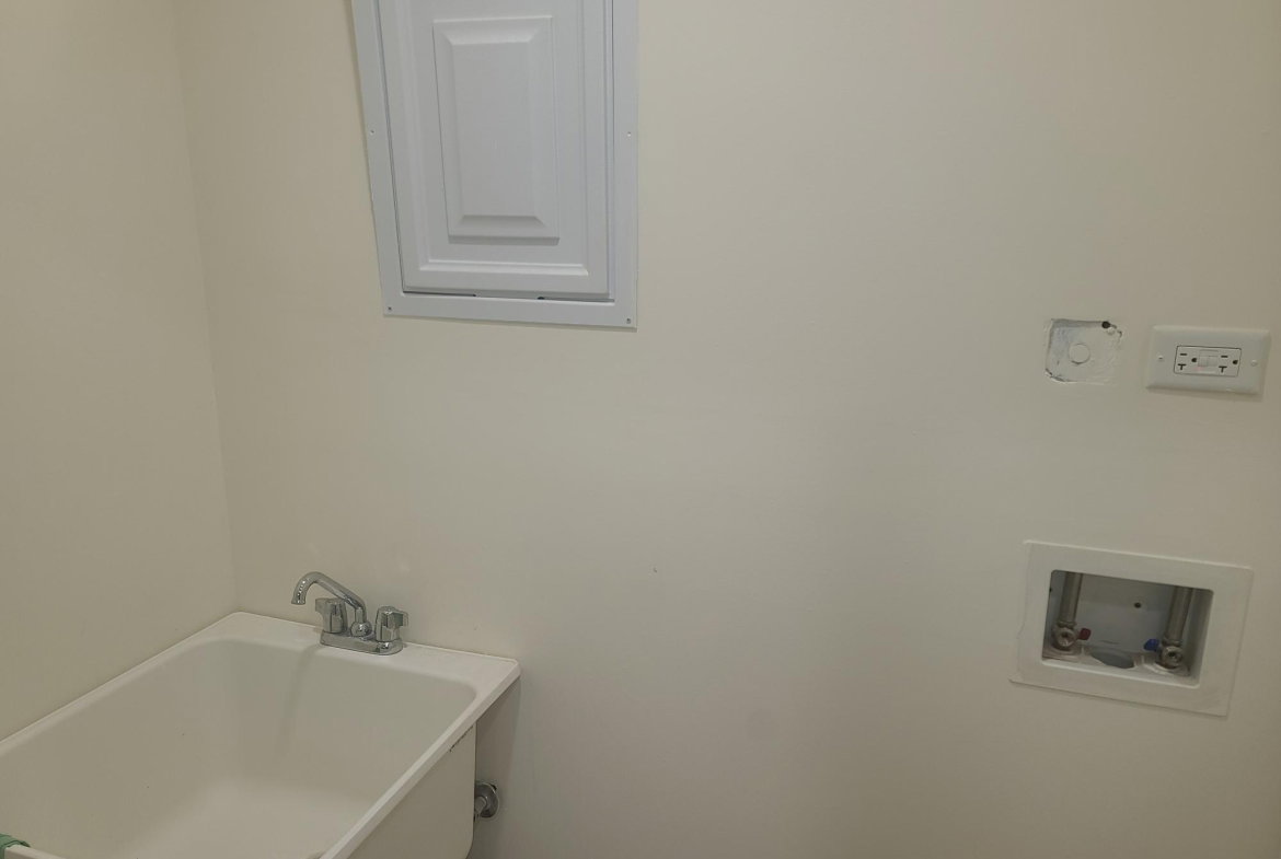 Tenth image of 405 Cambridge, New Kingston in Kingston 5, St. Andrew, Jamaica - property is For Rent