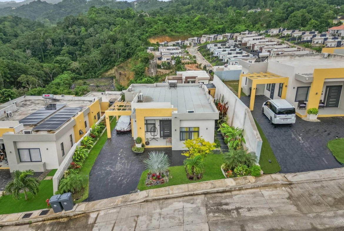 Second image of 160- Pyramid Point in Pyramid Heights, St. Ann, Jamaica - property is For Rent