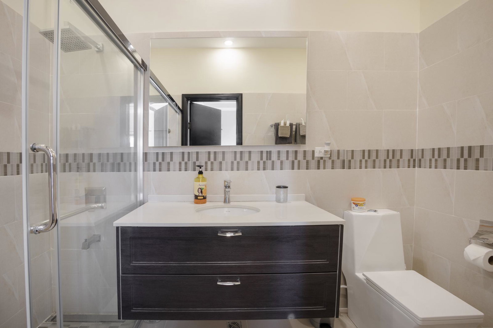 Seventeenth image of 160- Pyramid Point in Pyramid Heights, St. Ann, Jamaica - property is For Rent