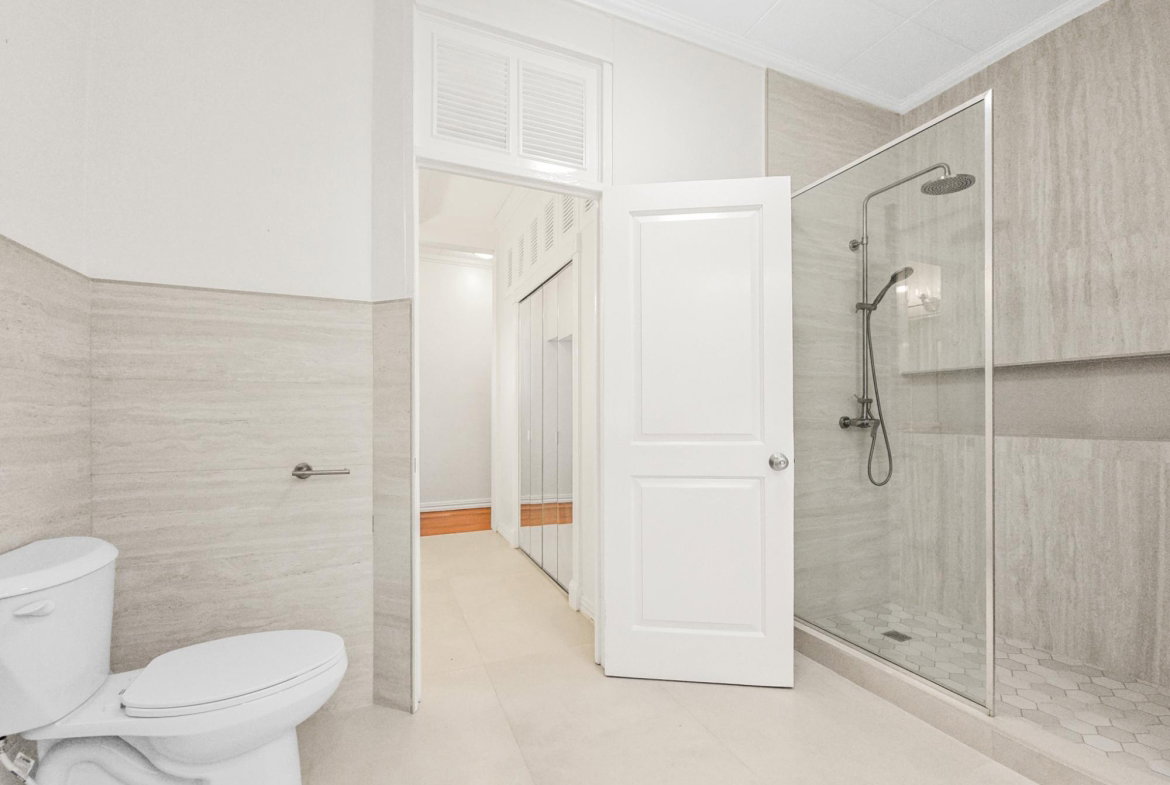 Sixteenth image of 11 Persimmon Avenue in Kingston 6, St. Andrew, Jamaica - property is For Rent