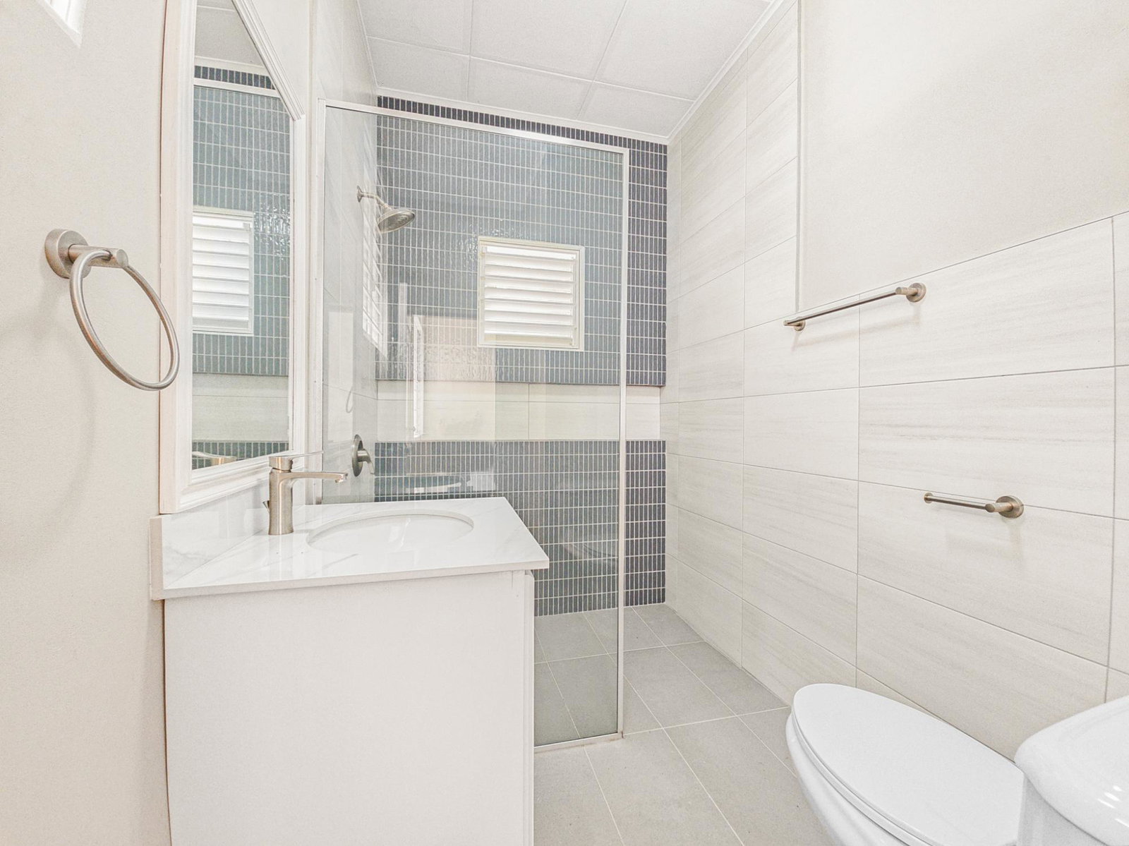 Ninth image of 11 Persimmon Avenue in Kingston 6, St. Andrew, Jamaica - property is For Rent