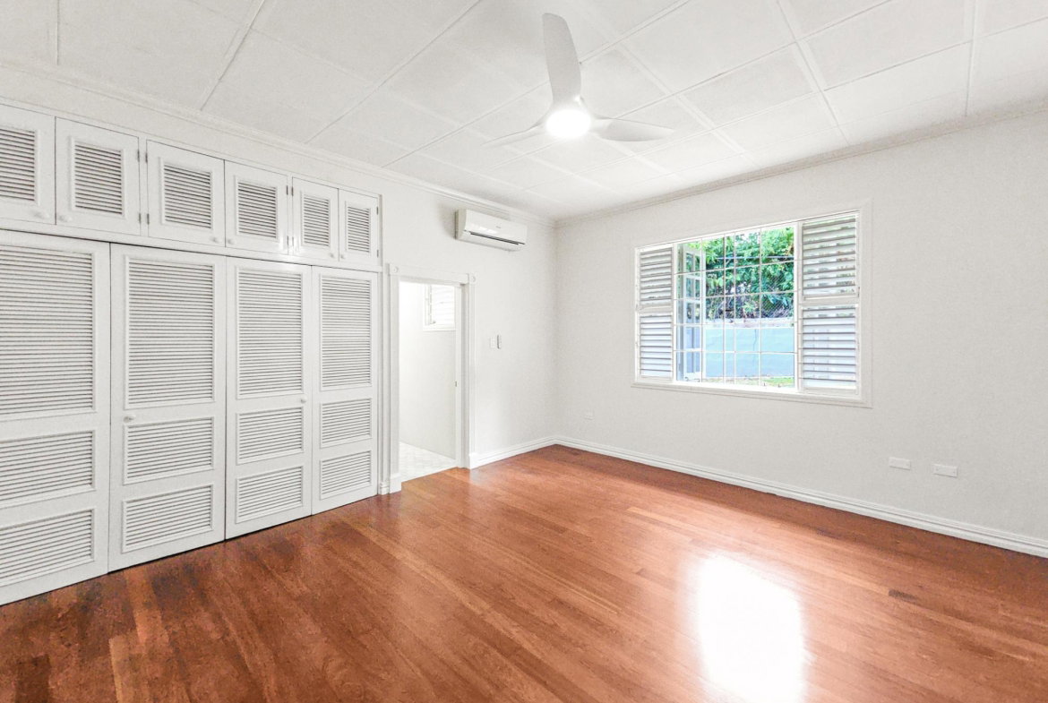 Tenth image of 11 Persimmon Avenue in Kingston 6, St. Andrew, Jamaica - property is For Rent