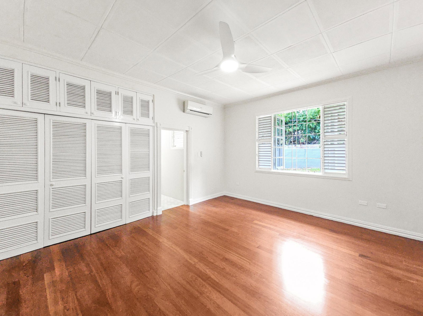 Tenth image of 11 Persimmon Avenue in Kingston 6, St. Andrew, Jamaica - property is For Rent