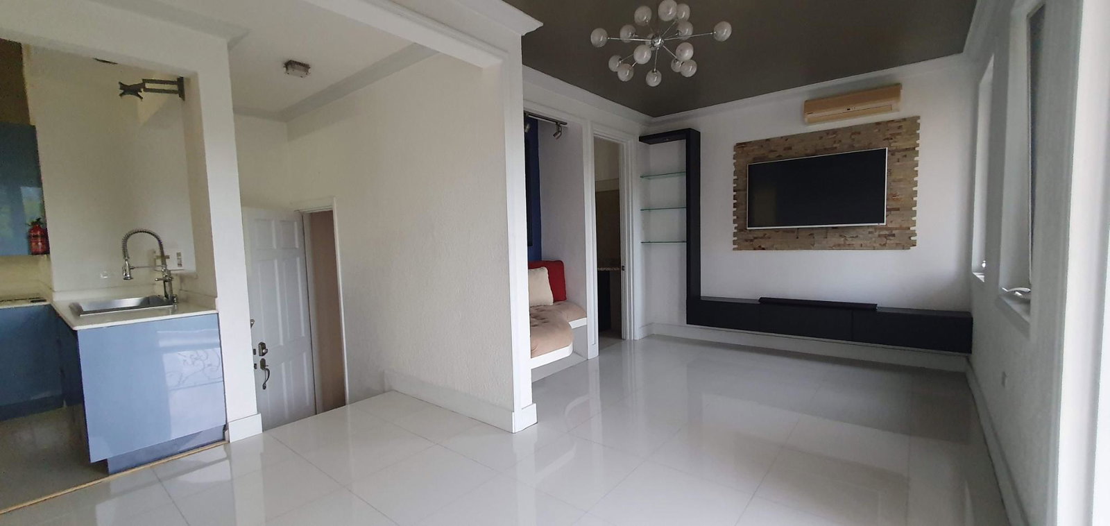 Fourth image of 25 Liguanea Avenue in Kingston 6, St. Andrew, Jamaica - property is For Rent