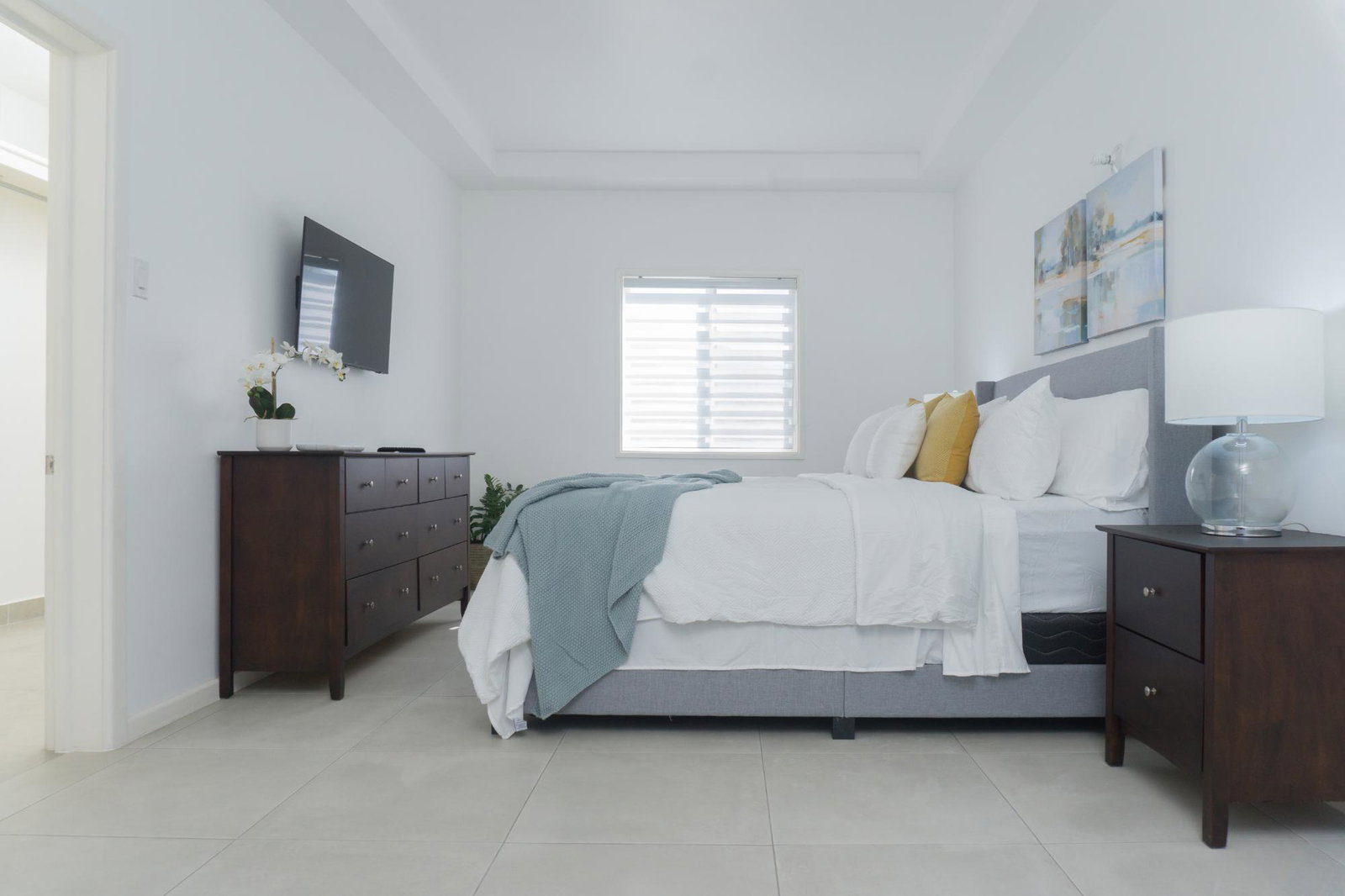 Eleventh image of 28-39 University Crescent in Kingston 6, St. Andrew, Jamaica - property is For Rent