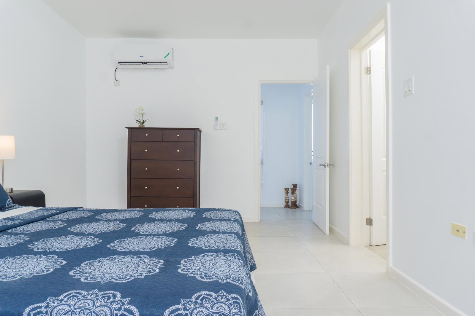 Twenty-Fourth image of 28-39 University Crescent in Kingston 6, St. Andrew, Jamaica - property is For Rent