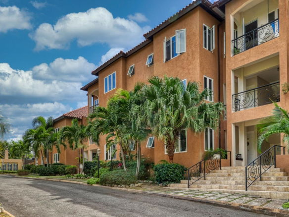 First image of 25 Liguanea Avenue in Kingston 6, St. Andrew, Jamaica - property is For Rent