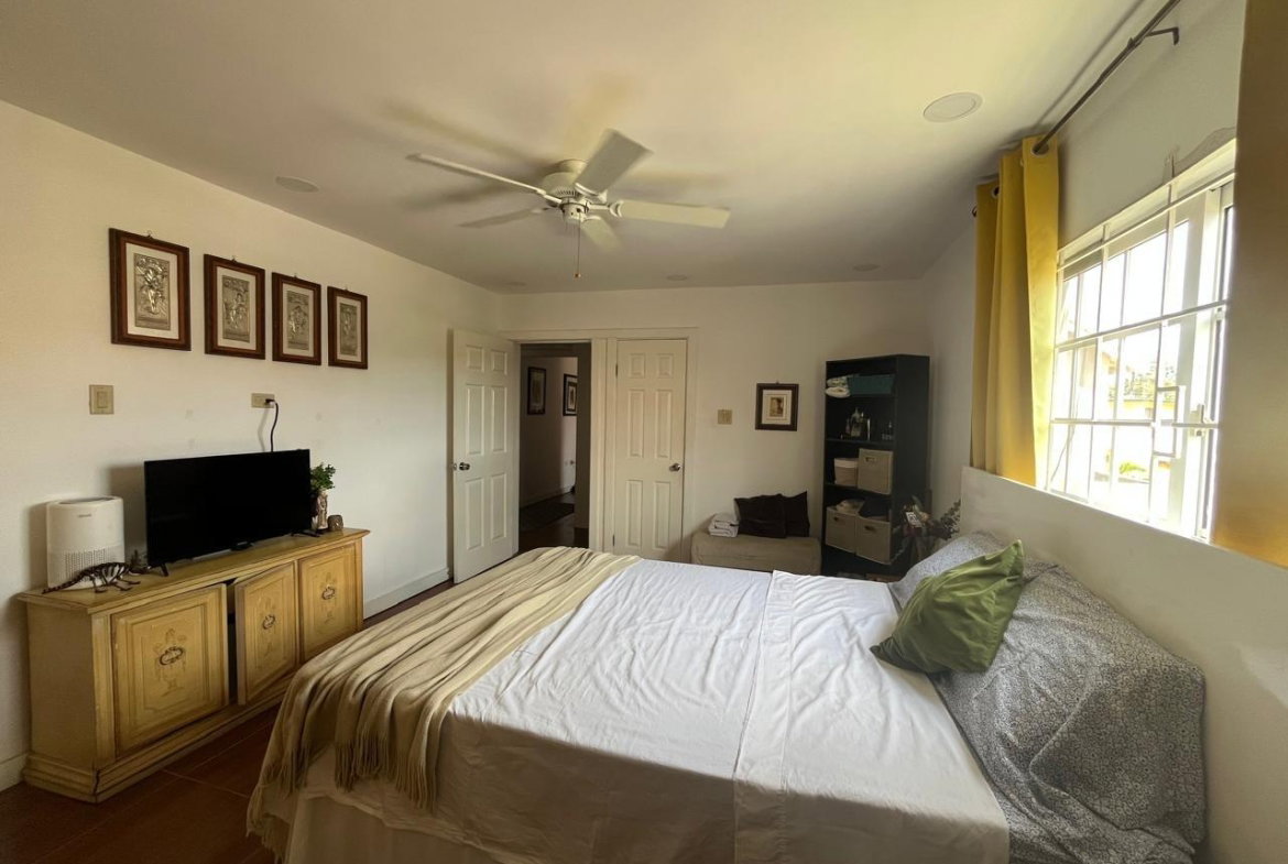 Fourth image of 24-10 Essex Avenue, Barbican in Kingston 6, St. Andrew, Jamaica - property is For Sale