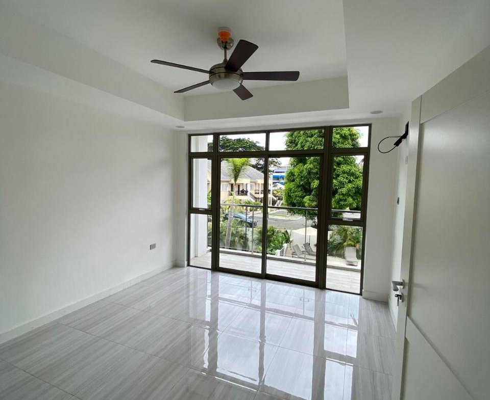 Thirteenth image of 203-41 Upper Waterloo Road in Kingston 8, St. Andrew, Jamaica - property is For Rent