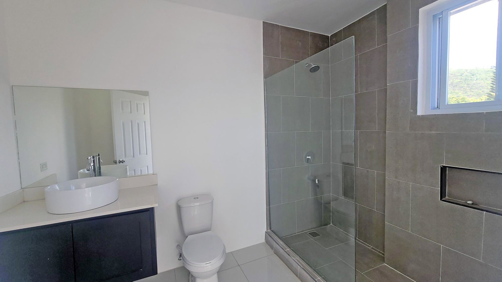 Modern-2-Bedroom-Apartment-for-Rent-in-Jamaica-16-Monterey-Avenue Eleventh image of 16 Monterey Avenue in Kingston 20, St. Andrew, Jamaica - property is For Rent