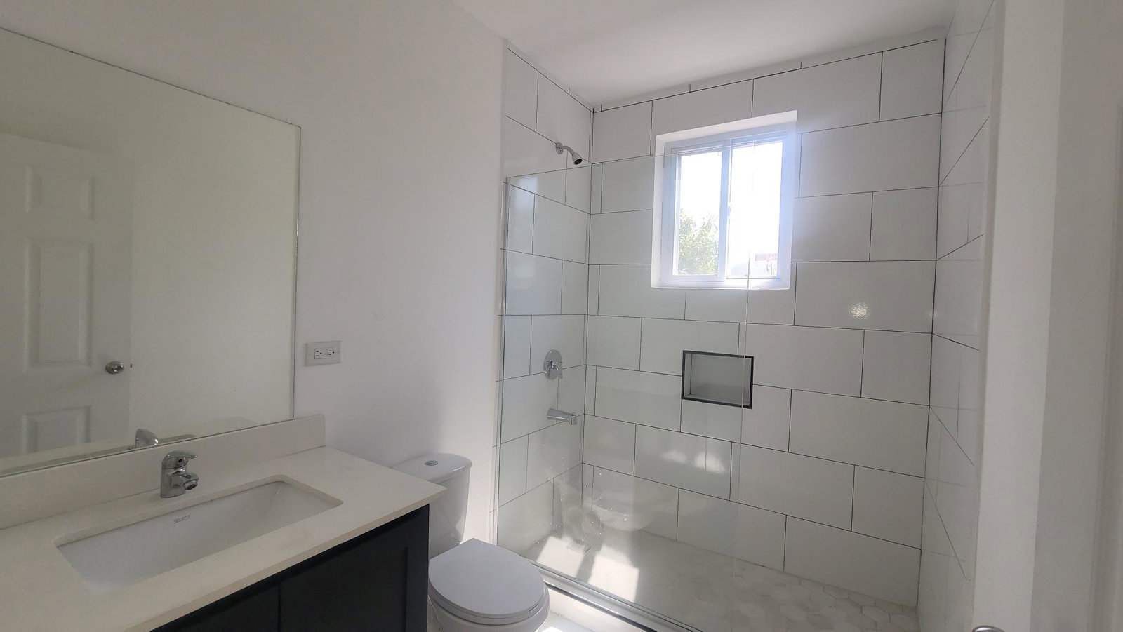 Modern-2-Bedroom-Apartment-for-Rent-in-Jamaica-16-Monterey-Avenue Eighth image of 16 Monterey Avenue in Kingston 20, St. Andrew, Jamaica - property is For Rent