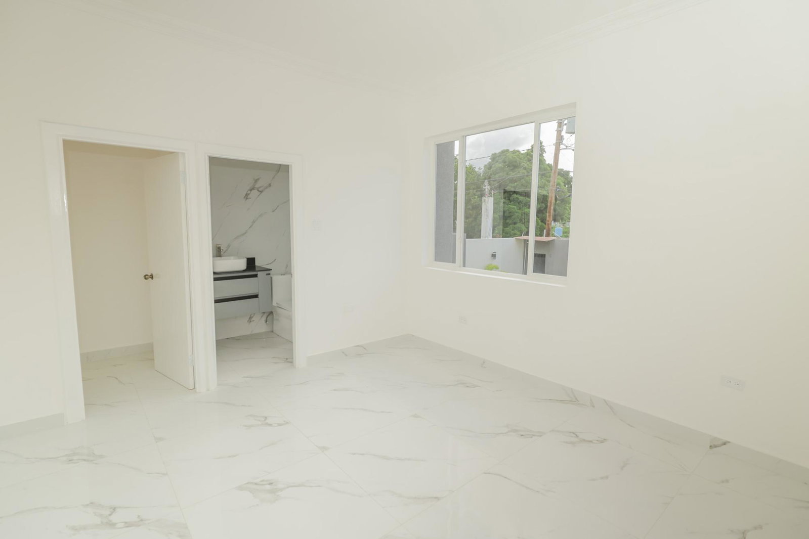 Thirteenth image of 13 Norbrook dr in Kingston 8, St. Andrew, Jamaica - property is For Rent
