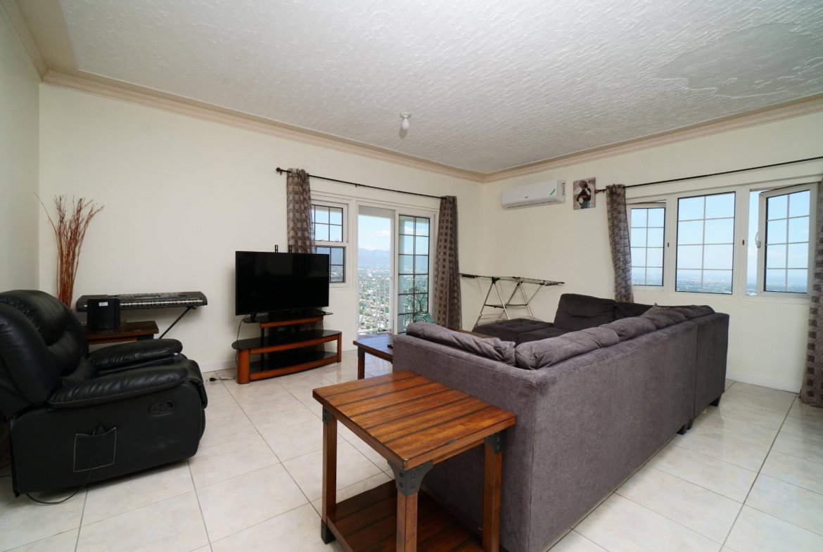 Eleventh image of 9-22 Leas Flat, Red Hills, Kgn in Kingston 19, St. Andrew, Jamaica - property is For Rent