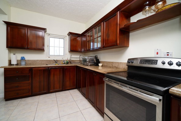 Fourteenth image of 9-22 Leas Flat, Red Hills, Kgn in Kingston 19, St. Andrew, Jamaica - property is For Rent