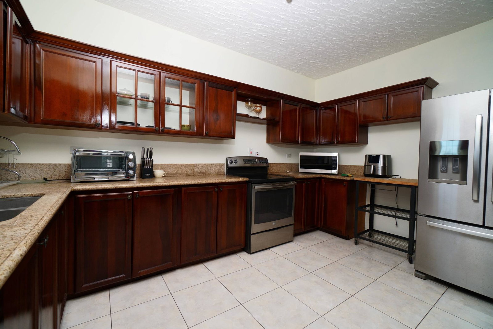 Modern-2-Bedroom-Apartment-for-Rent-in-Red-Hills-Jamaica Fifteenth image of 9-22 Leas Flat, Red Hills, Kgn in Kingston 19, St. Andrew, Jamaica - property is For Rent