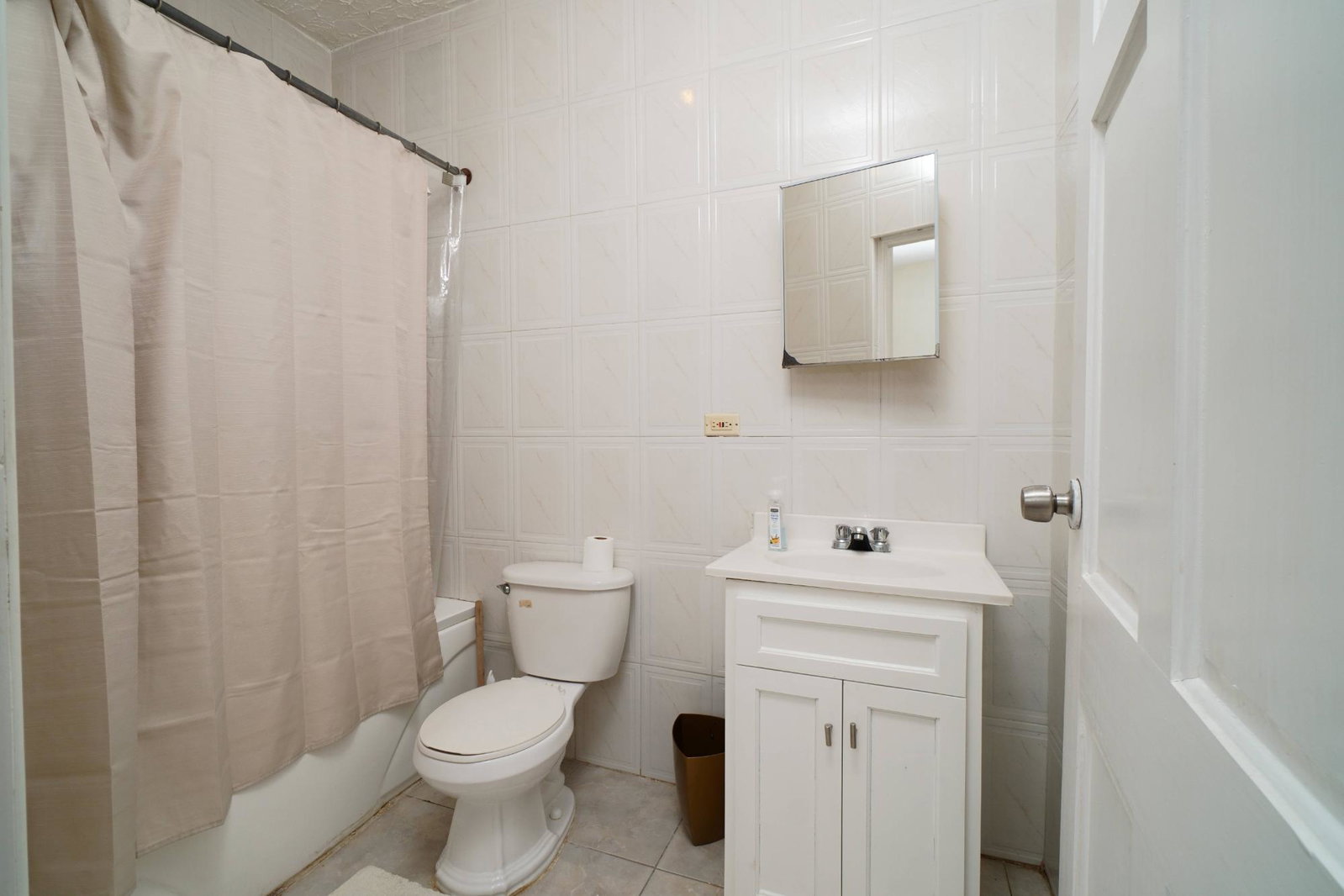 Modern-2-Bedroom-Apartment-for-Rent-in-Red-Hills-Jamaica Nineteenth image of 9-22 Leas Flat, Red Hills, Kgn in Kingston 19, St. Andrew, Jamaica - property is For Rent