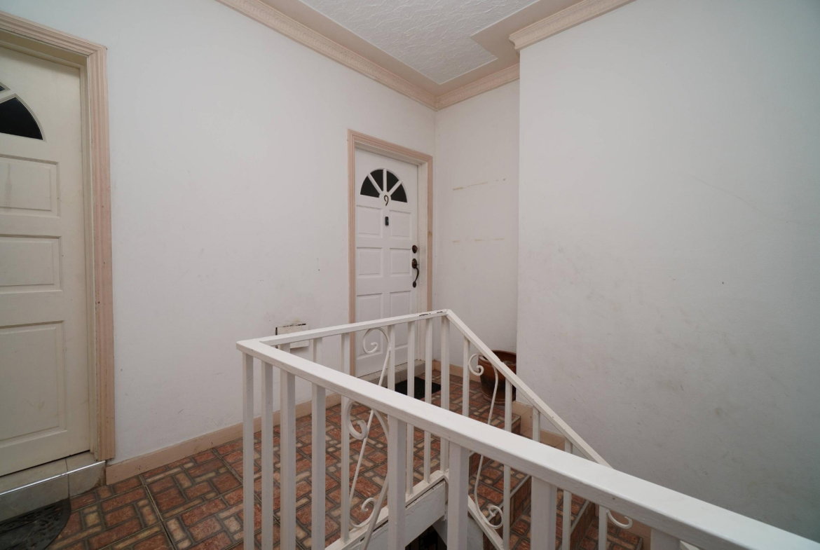Sixth image of 9-22 Leas Flat, Red Hills, Kgn in Kingston 19, St. Andrew, Jamaica - property is For Rent