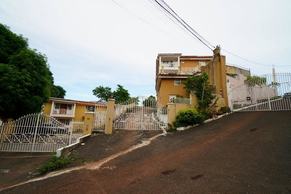 First image of 9-22 Leas Flat, Red Hills, Kgn in Kingston 19, St. Andrew, Jamaica - property is For Rent