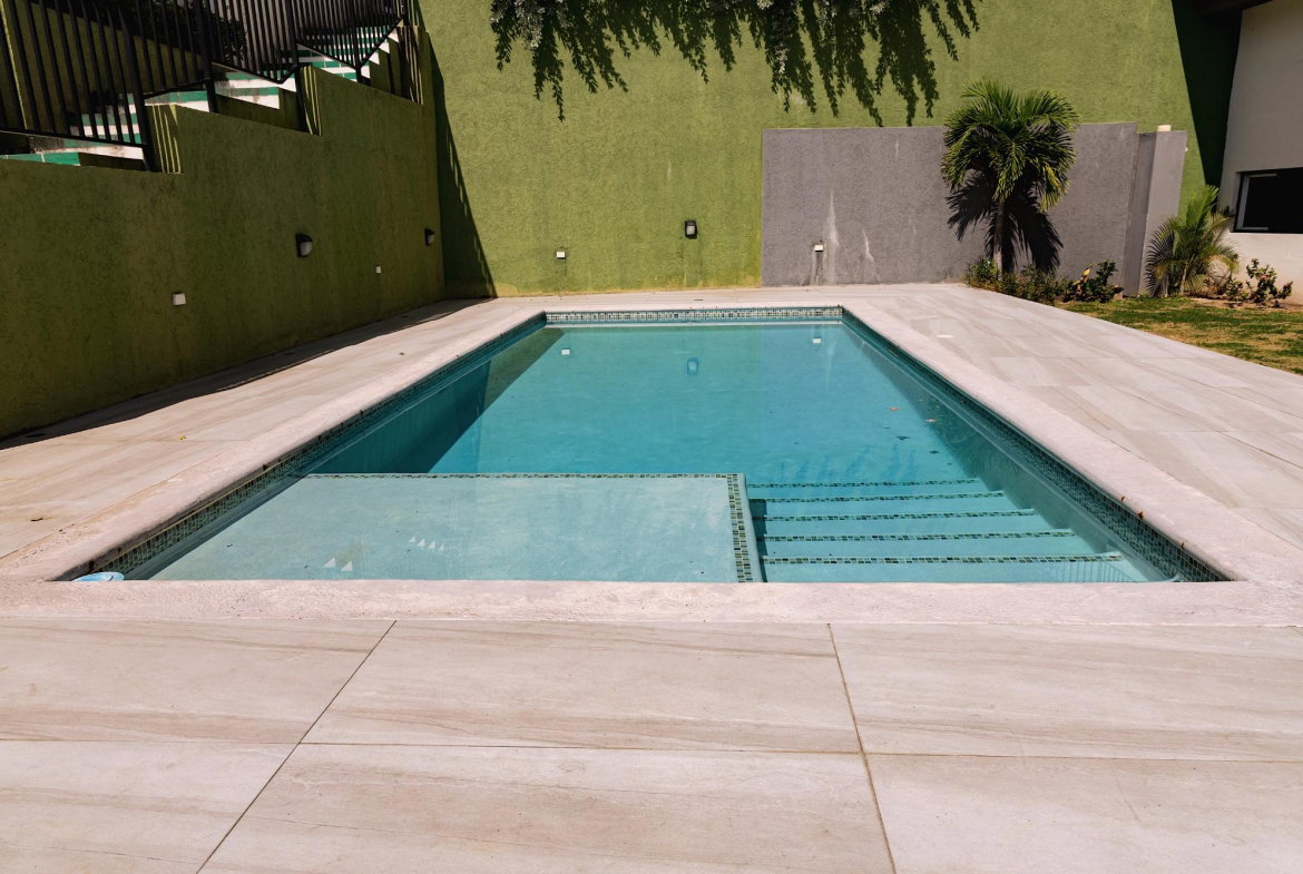 Nineteenth image of 17-10 Russell Heights in Kingston 6, St. Andrew, Jamaica - property is For Rent