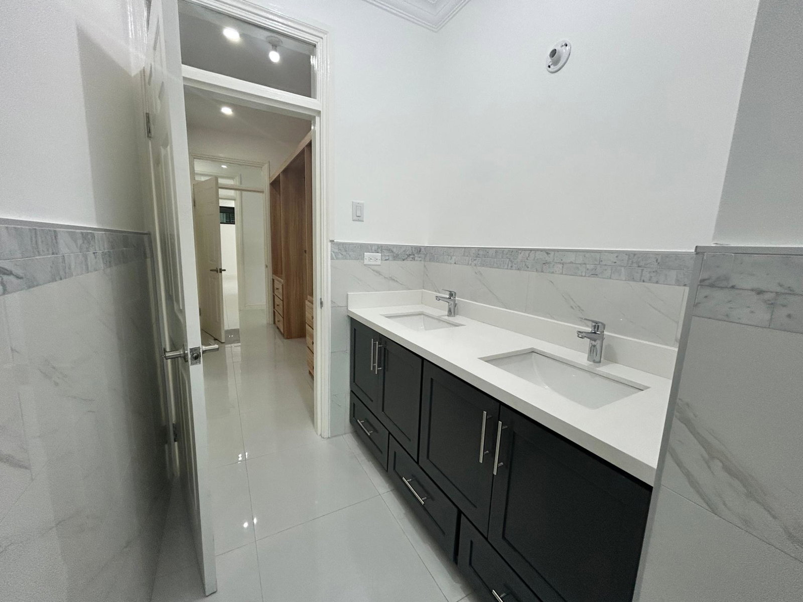 Nineteenth image of 7-31 Rochester Avenue in Kingston 8, St. Andrew, Jamaica - property is For Rent