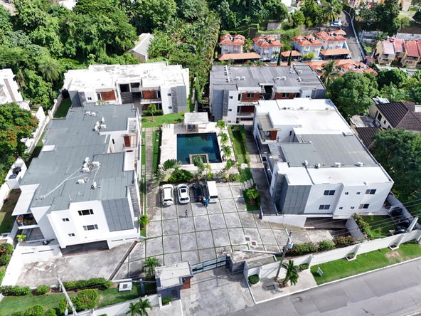 Fourth image of 16- Russell Heights in Kingston 4, Kingston, Jamaica - property is For Sale