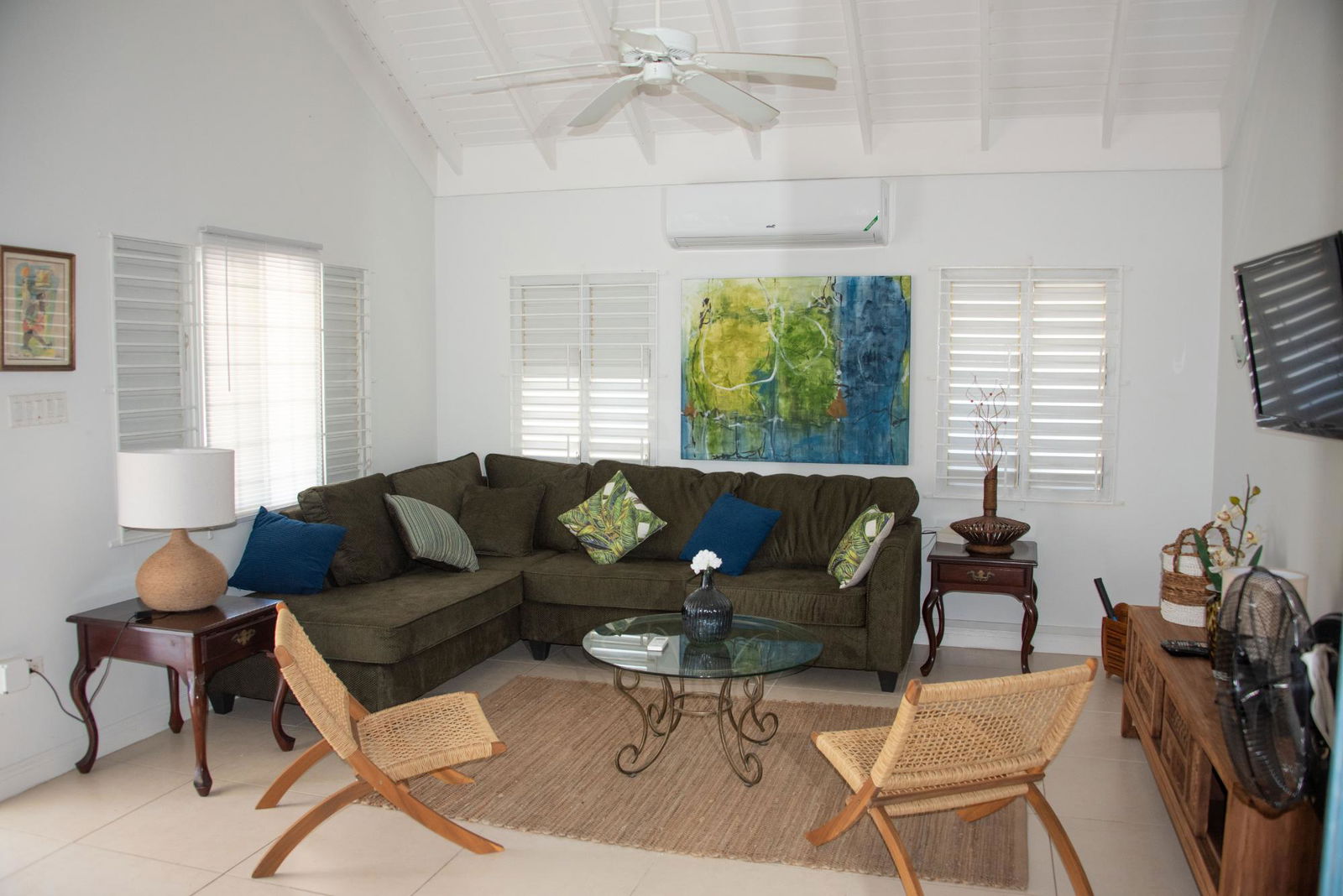 Modern-Furnished-House-for-Rent-in-St.-Ann-Jamaica Second image of 27 Hibiscus Ave in Laughlands, St. Ann, Jamaica - property is For Rent