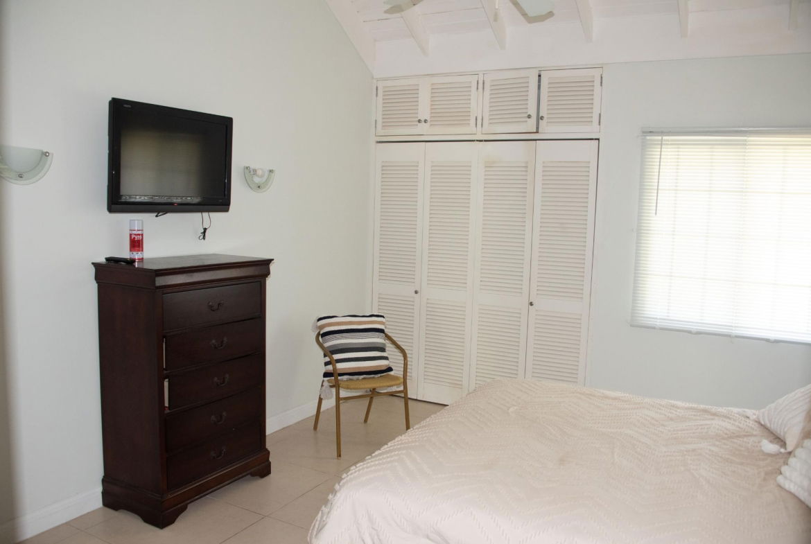 Sixth image of 27 Hibiscus Ave in Laughlands, St. Ann, Jamaica - property is For Rent