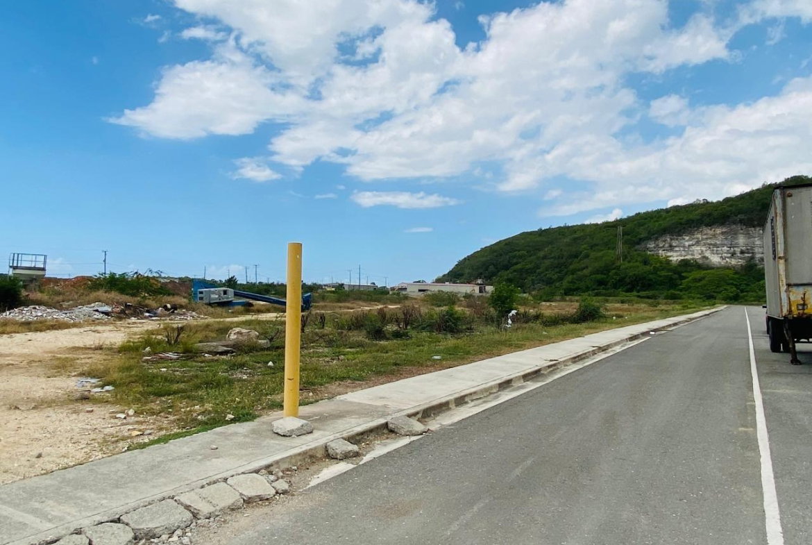 Ninth image of Commercial Park, Ferry pe in Kingston 20, St. Andrew, Jamaica - property is For Sale
