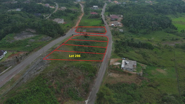 Third image of 286 Moorlands Manor in Mandeville, Manchester, Jamaica - property is For Sale