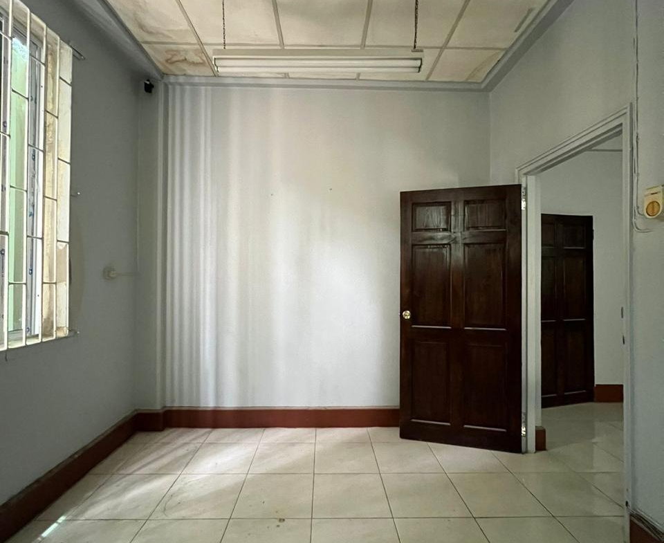 Fifth image of 22 Duke st Kingston in KINGSTON, Kingston, Jamaica - property is For Rent