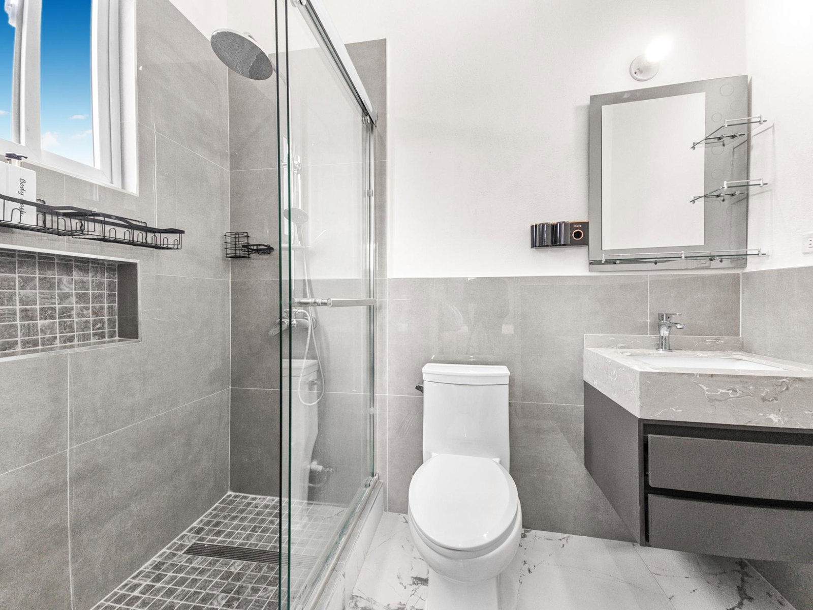 Fifteenth image of 21-2 Hibiscus Drive, Kingston in Kingston 6, St. Andrew, Jamaica - property is For Rent