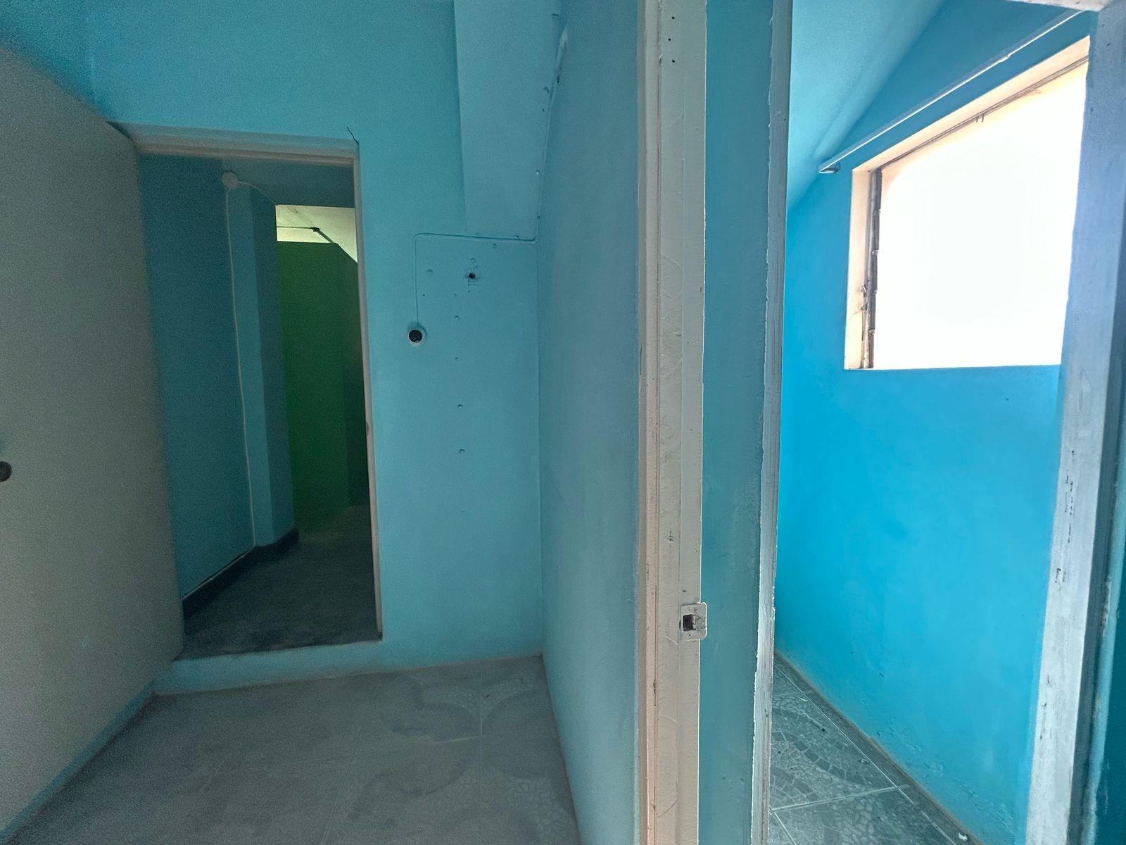 Sixth image of D-#18-10 South Avenue in Kingston 4, Kingston, Jamaica - property is For Rent